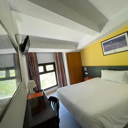 Hotel Cims 3*