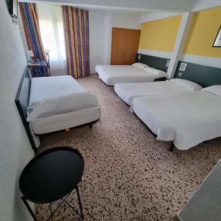 Hotel Cims 3*
